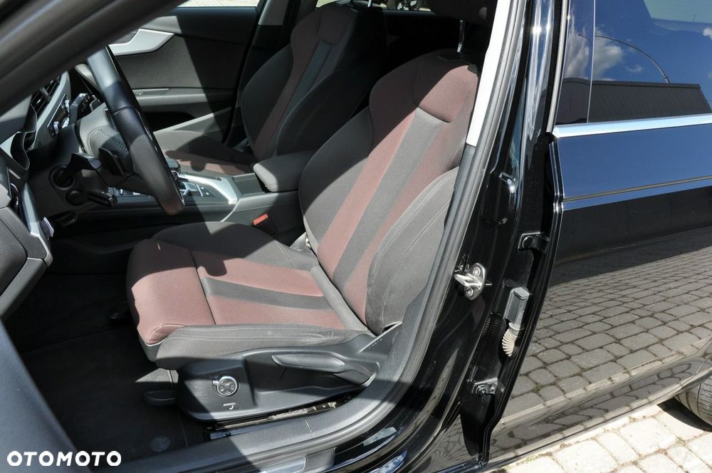 Audi A4 Avant 2.0 TDI S tronic - 11