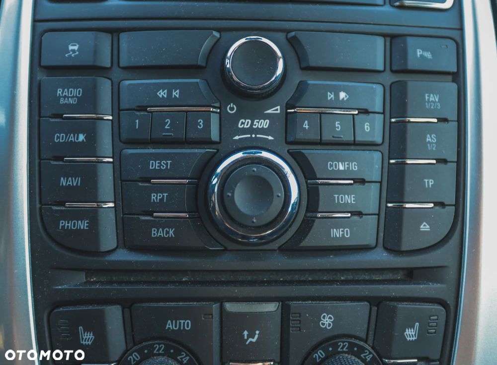 Opel Astra 1.6 T Cosmo - 26