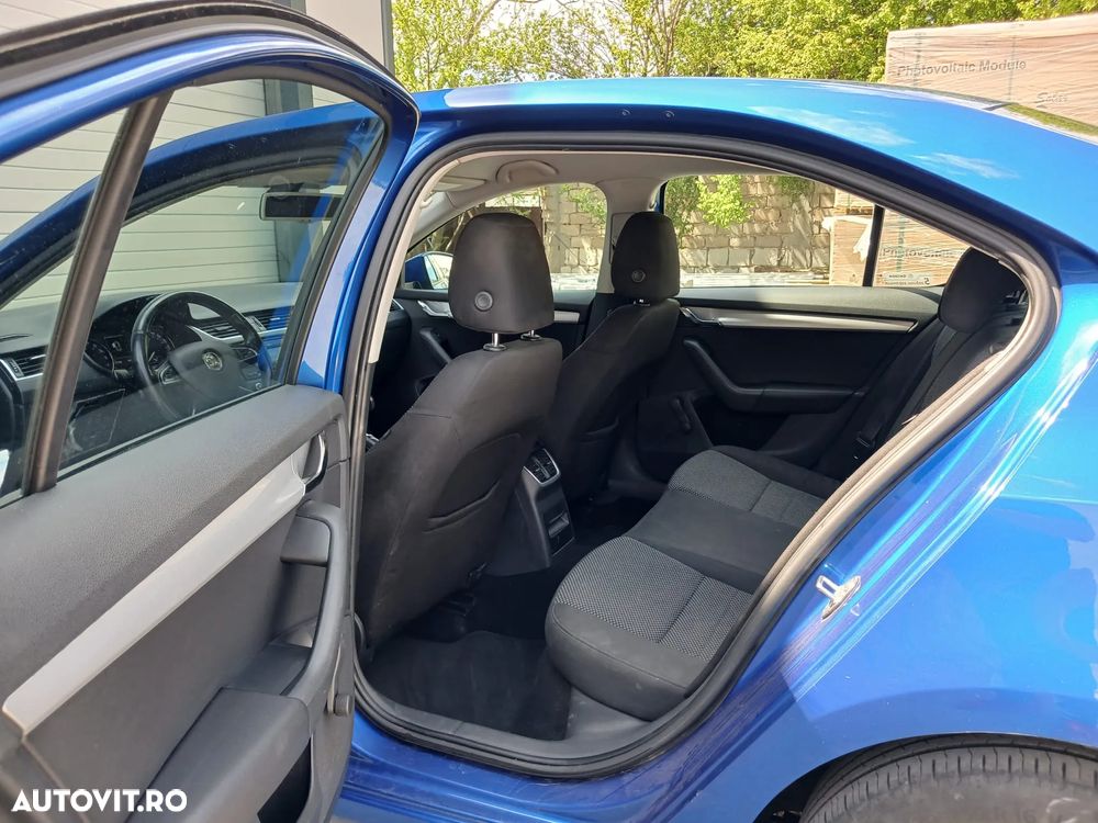 Skoda Octavia 2.0 TDI (Green tec) Style - 13