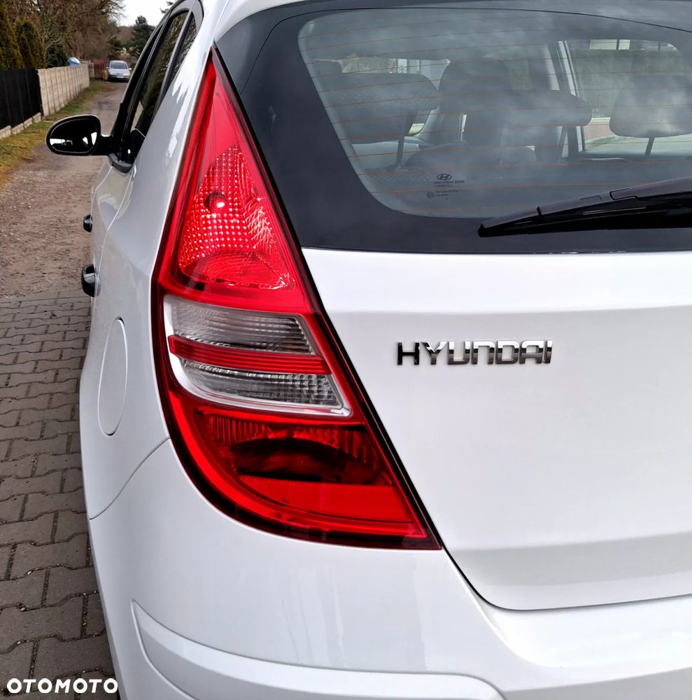 Hyundai i30 1.4 Blue Comfort - 13