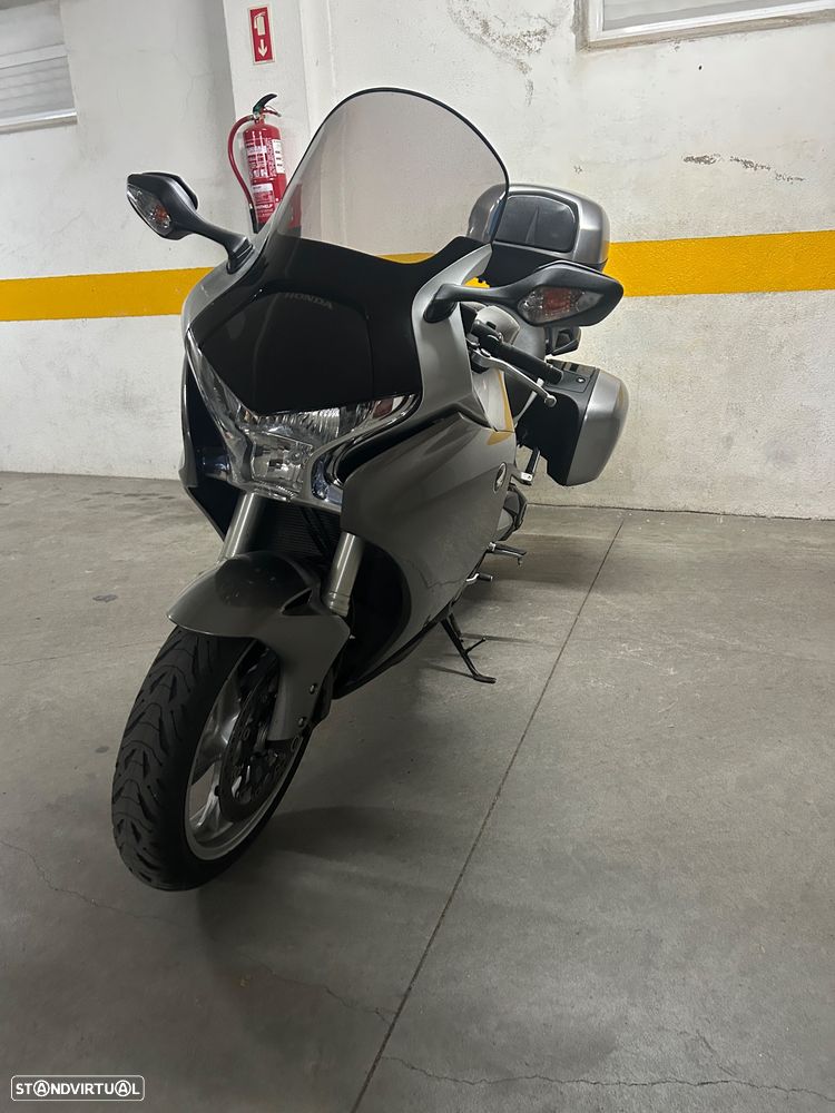 Honda VFR VFR 1200 f - 3