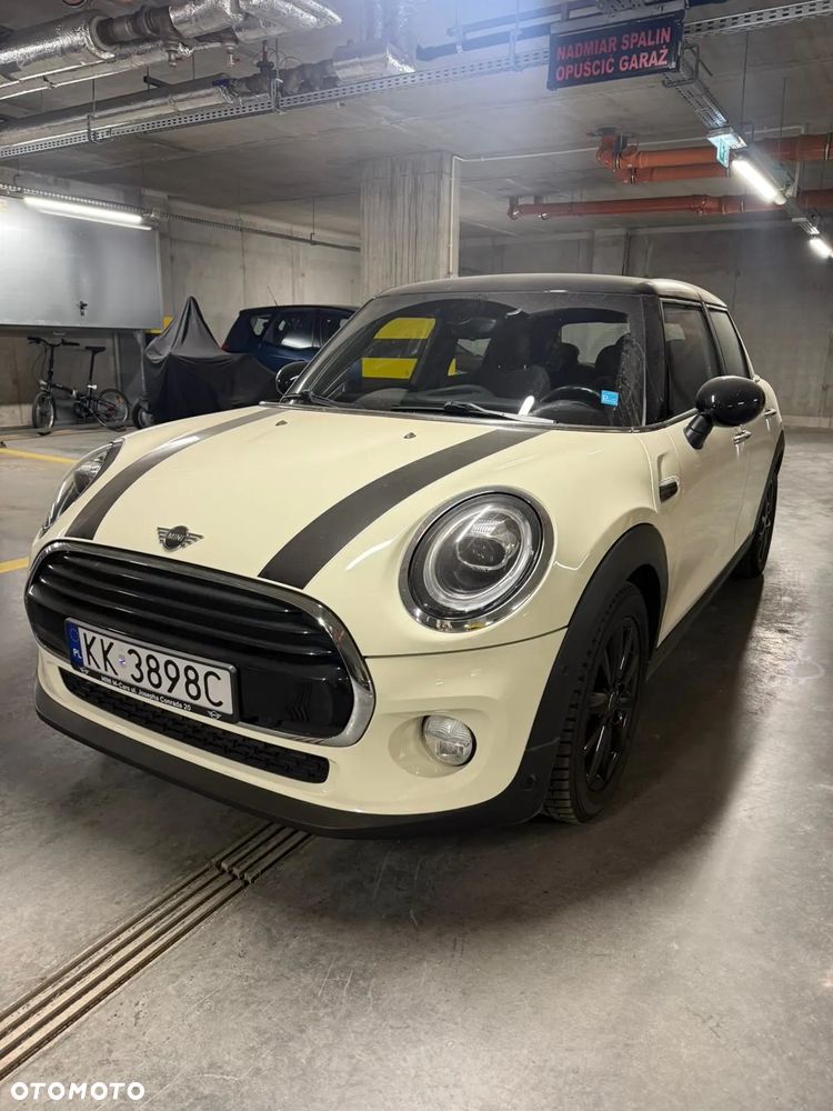 MINI Cooper Standard - 1