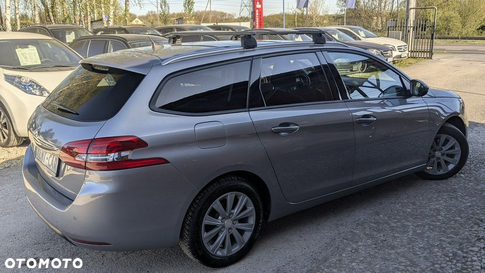 Peugeot 308 - 13