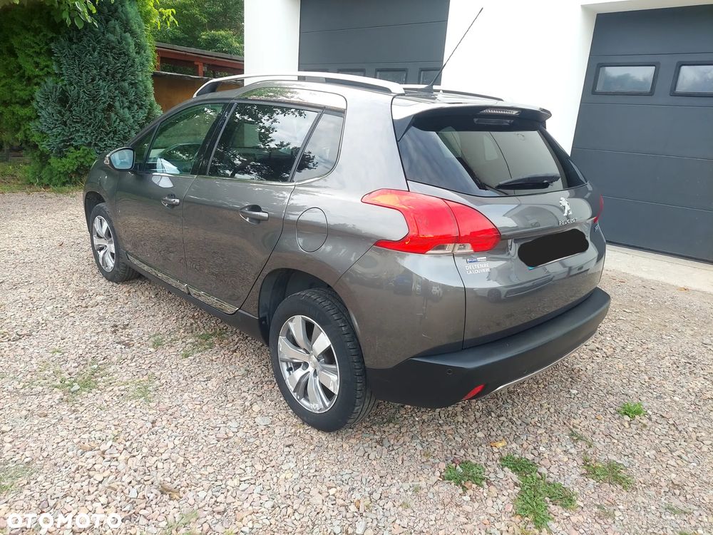 Peugeot 2008 PureTech 110 Stop&Start Allure - 4