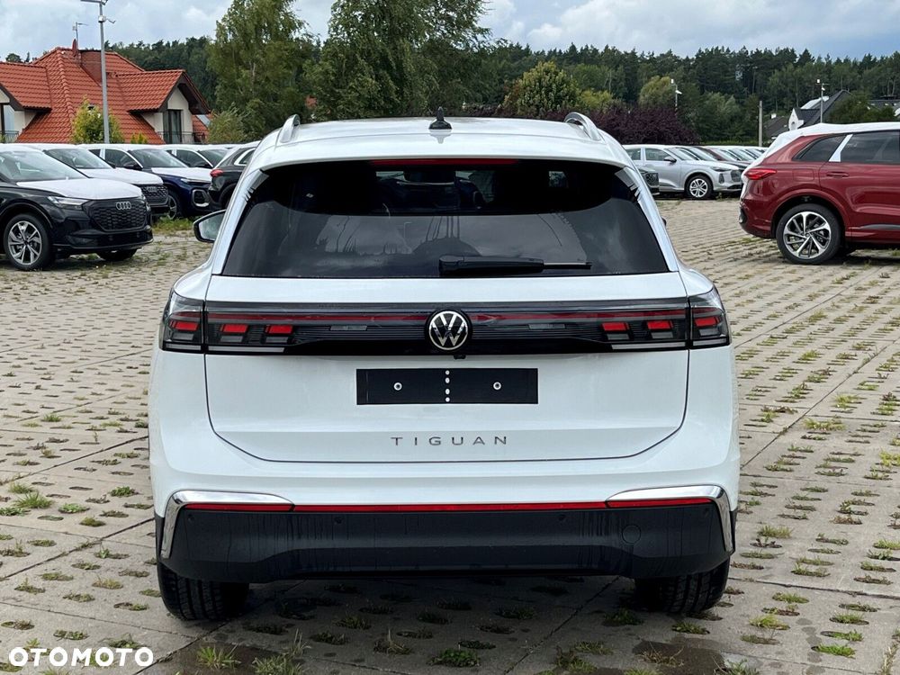 Volkswagen Tiguan 2.0 TDI Elegance DSG - 6
