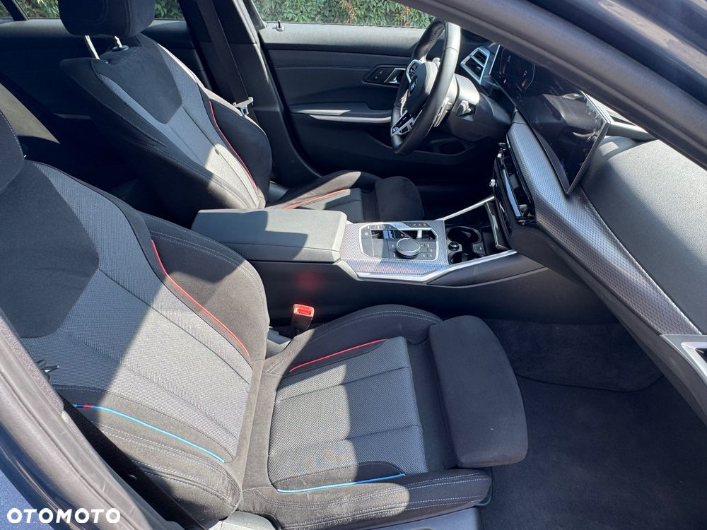 BMW Seria 3 320d xDrive MHEV Sport Line sport - 31