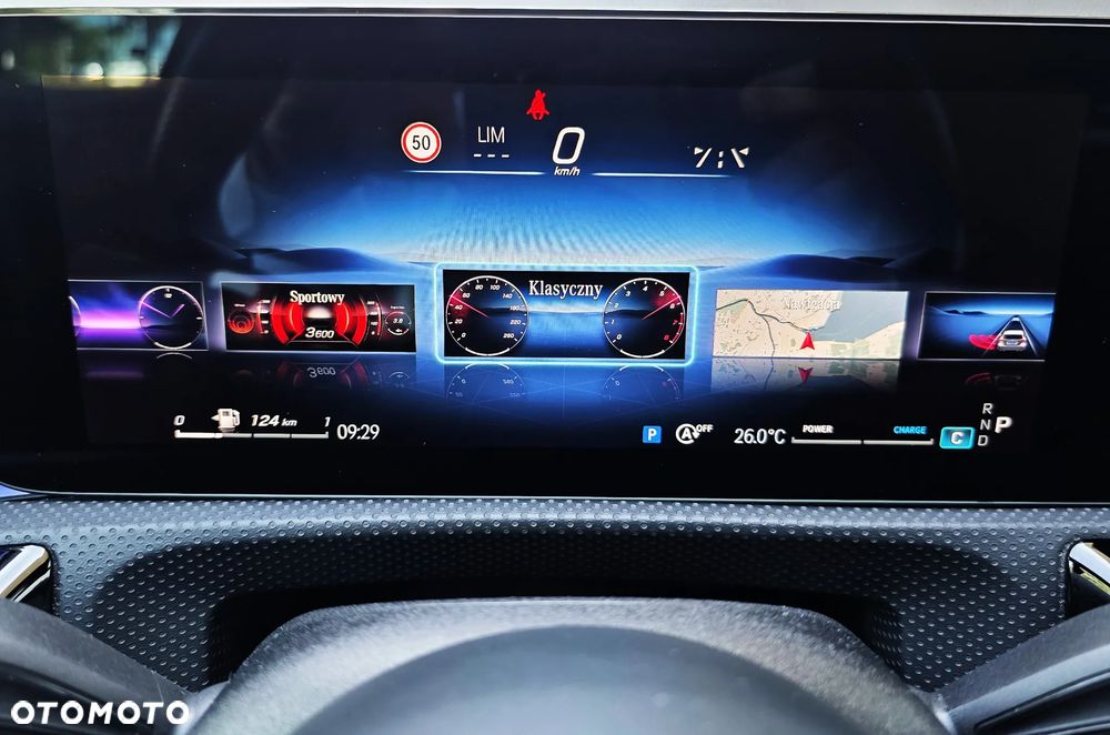 Mercedes-Benz Klasa A 200 AMG Line 7G-DCT - 32