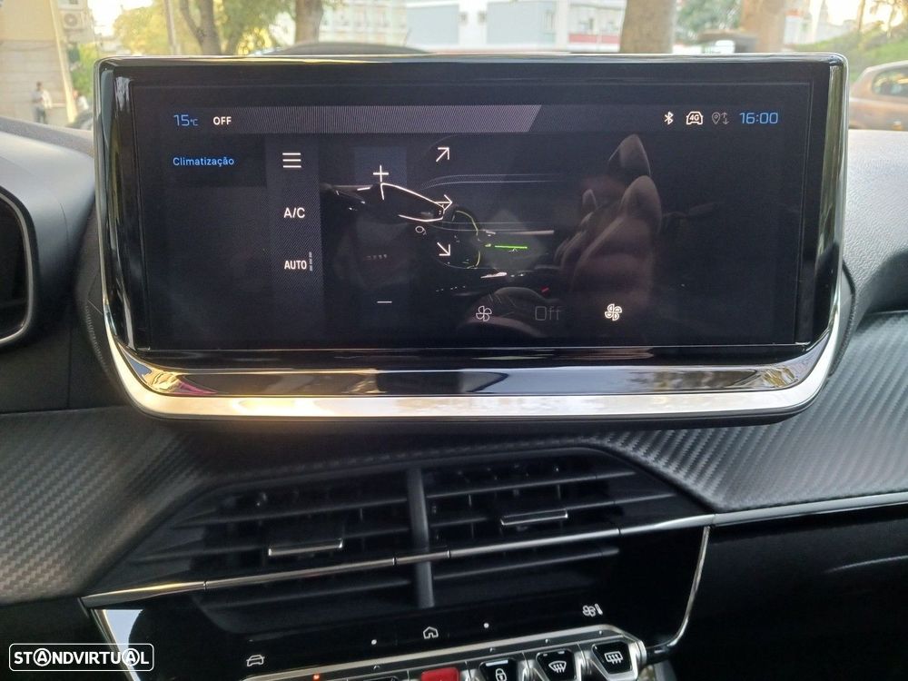 Peugeot 208 1.2 Hybrid Allure e-DCS6 - 16