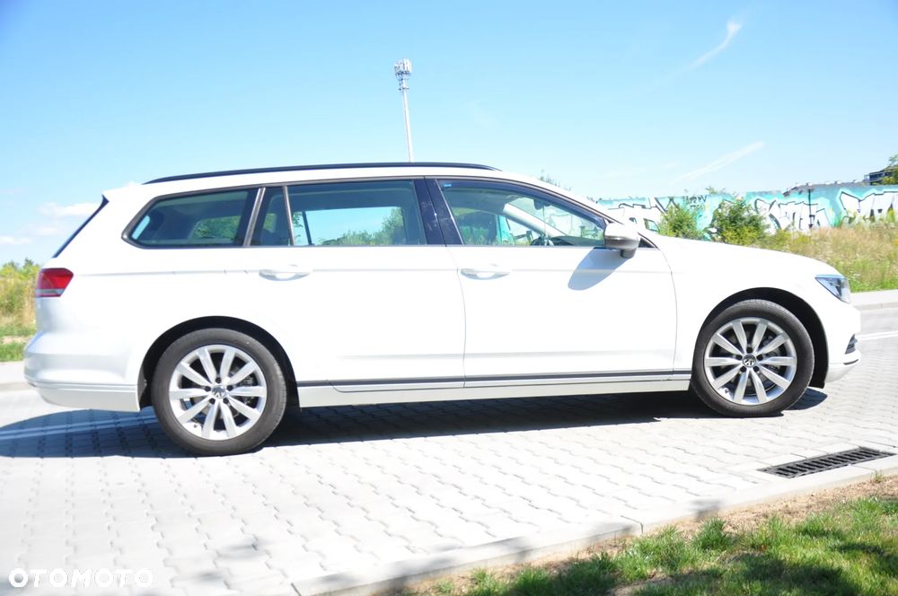 Volkswagen Passat 2.0 TDI SCR Comfortline - 30