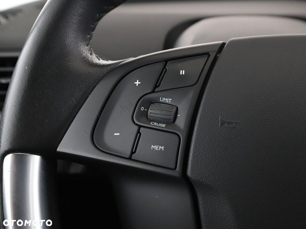 Citroën C4 Picasso 1.2 PureTech Feel S&S - 28