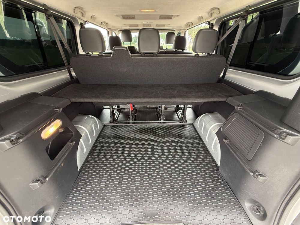 Nissan NV300 L2H1 2,9dCi (9-Si.) Premium - 21