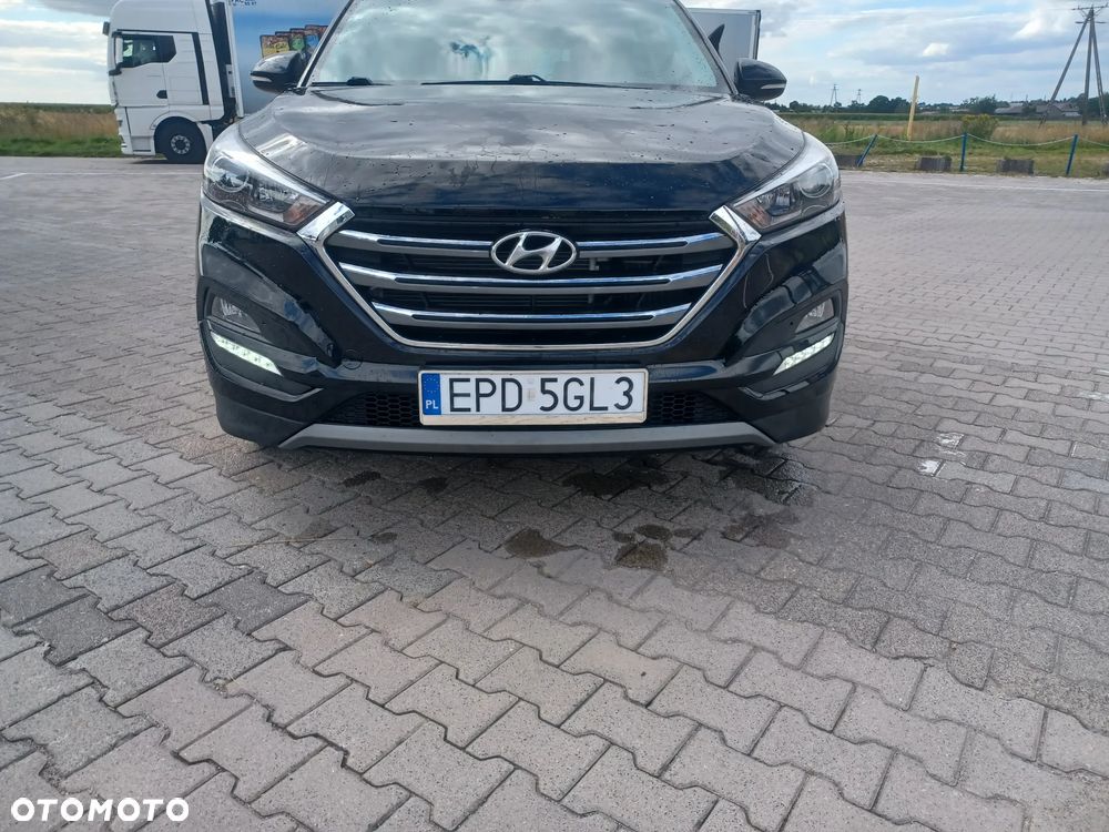 Hyundai Tucson blue 1.7 CRDi 2WD Passion - 12