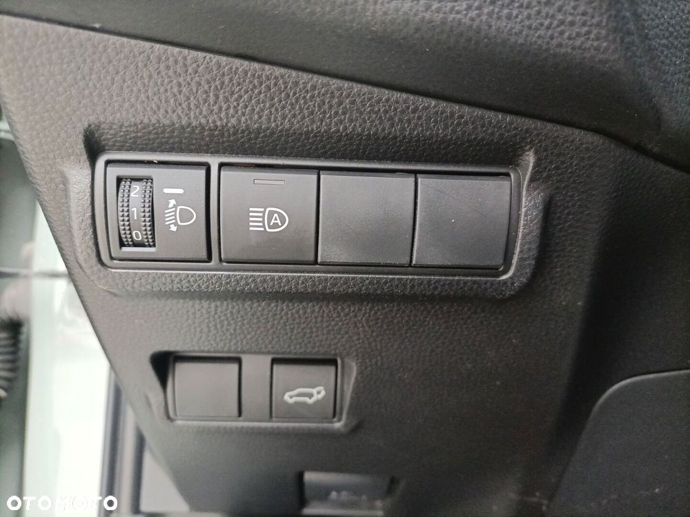 Toyota Corolla Cross - 15