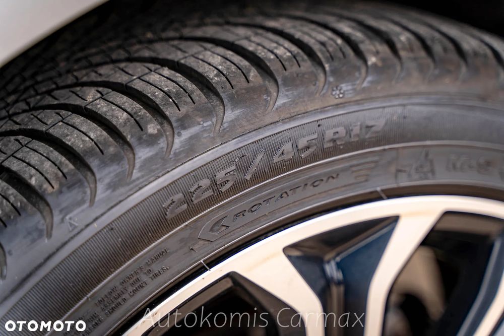 Toyota Corolla 1.8 Hybrid Executive - 12