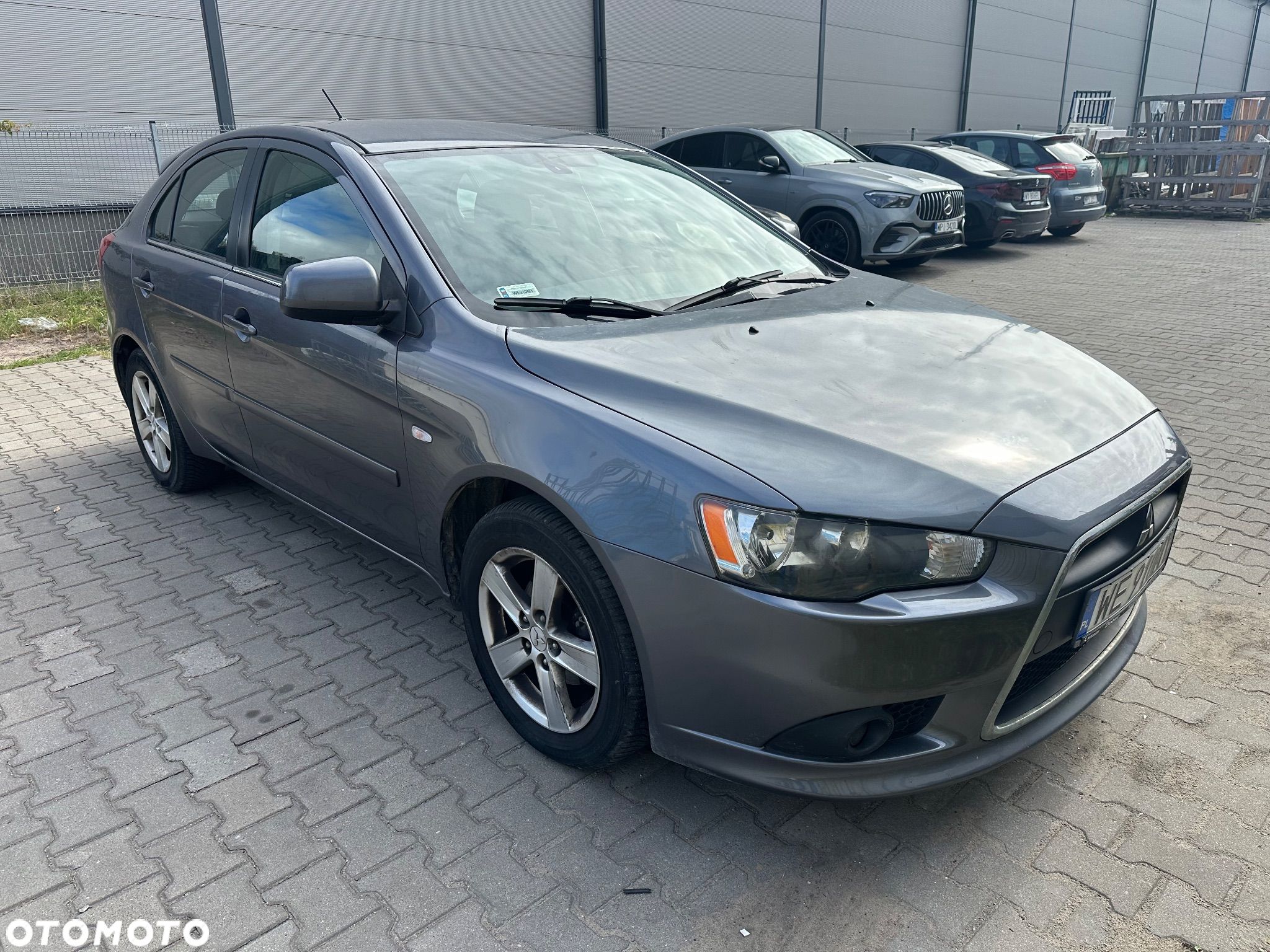 Mitsubishi Lancer - 1