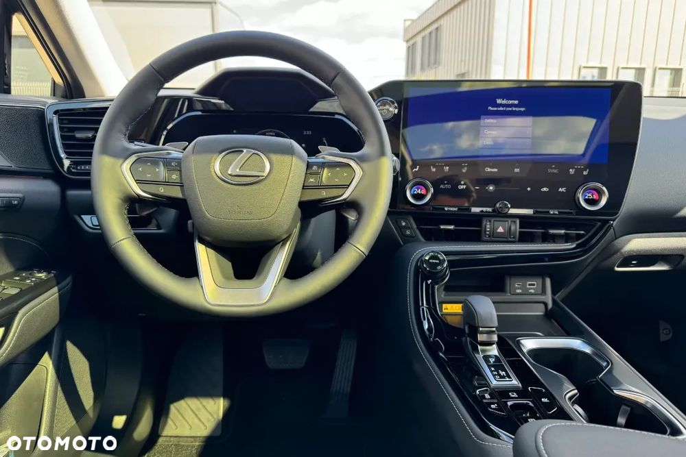 Lexus NX 350h Omotenashi AWD - 21