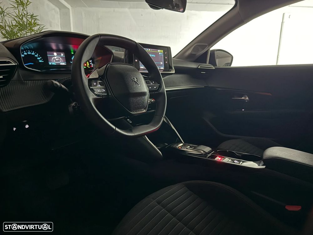 Peugeot e-208 50 kWh Allure - 40