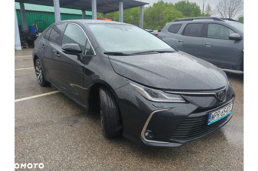 Toyota Corolla - 4