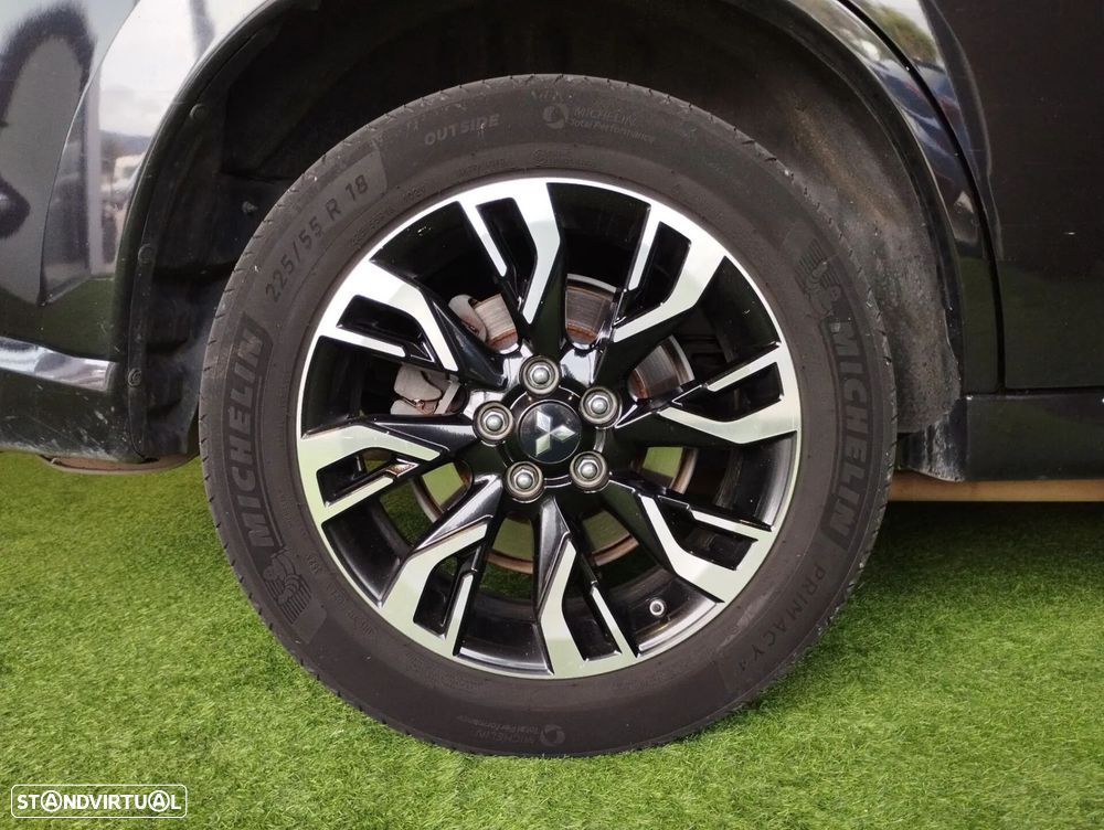 Mitsubishi Outlander - 28