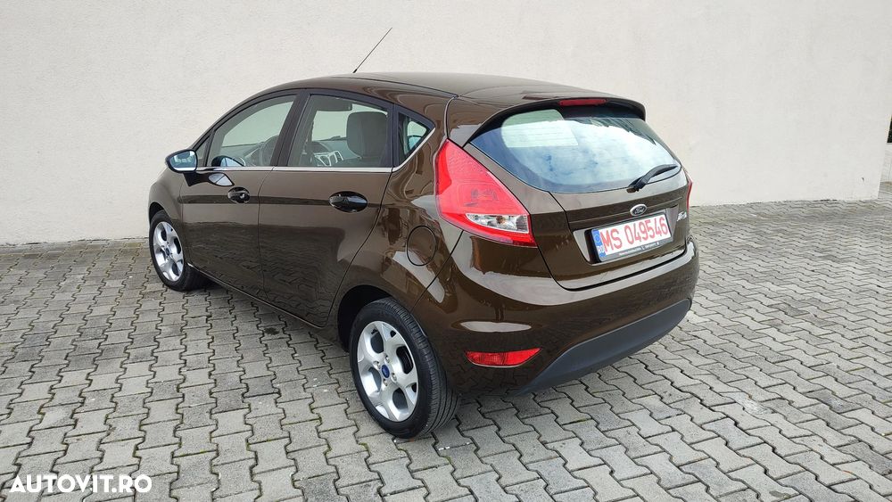 Ford Fiesta - 4