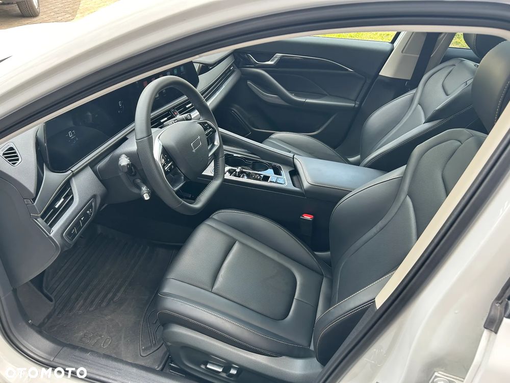 Bestune B70 - 16