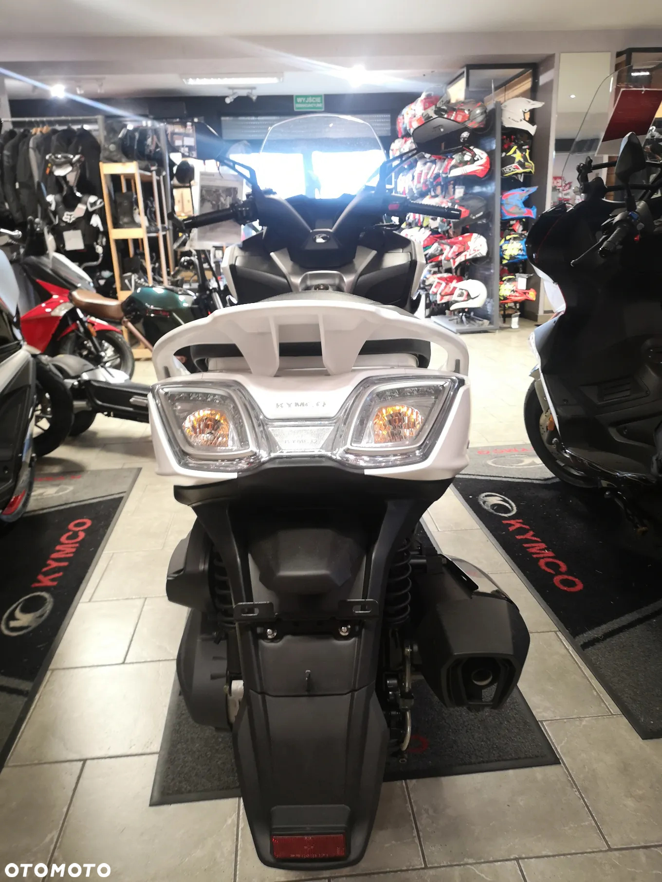 Kymco Downtown - 3