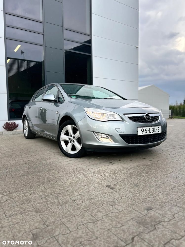 Opel Astra 1.6 Edition - 2