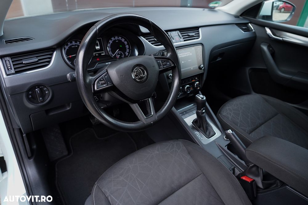 Skoda Octavia 2.0 TDI DSG Clever - 15