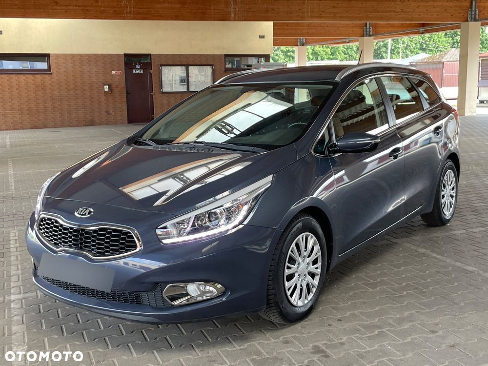 Kia Ceed - 1