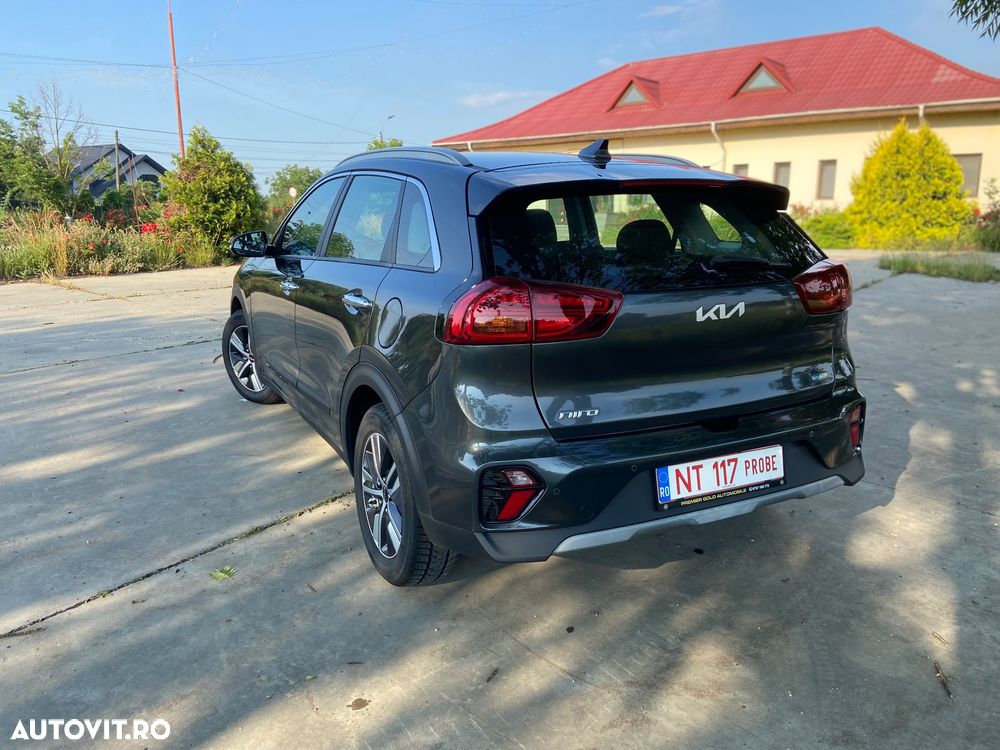 Kia Niro 1.6 GDI HEV 2WD OPF Aut. Vision - 28