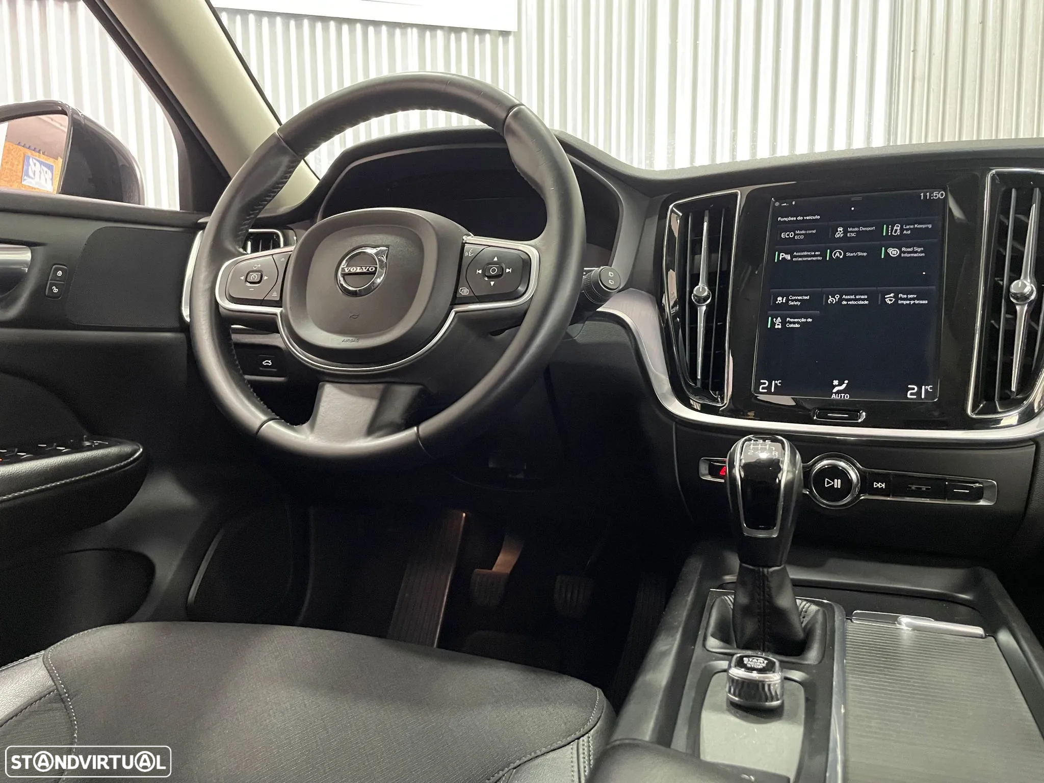 Volvo V60 2.0 D3 Momentum - 9