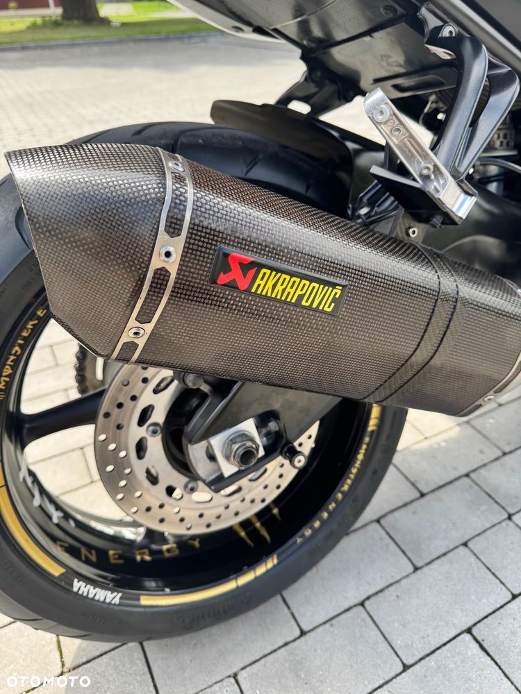 Yamaha FZ8 - 6