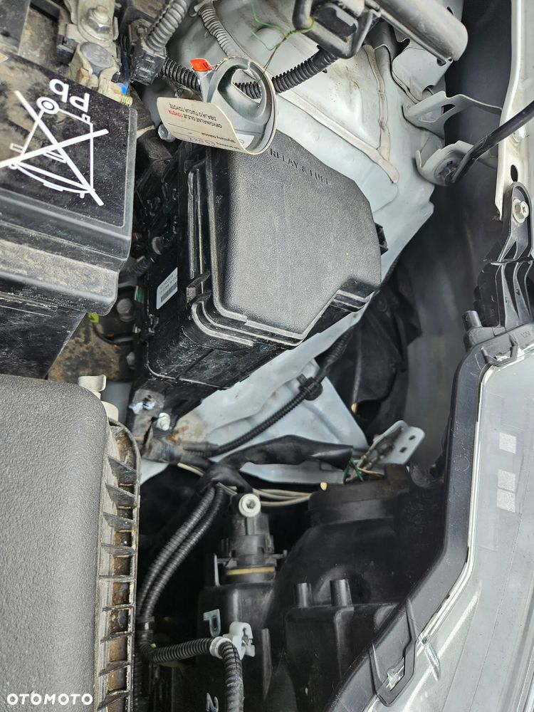 Toyota Yaris 1.5 Premium - 17