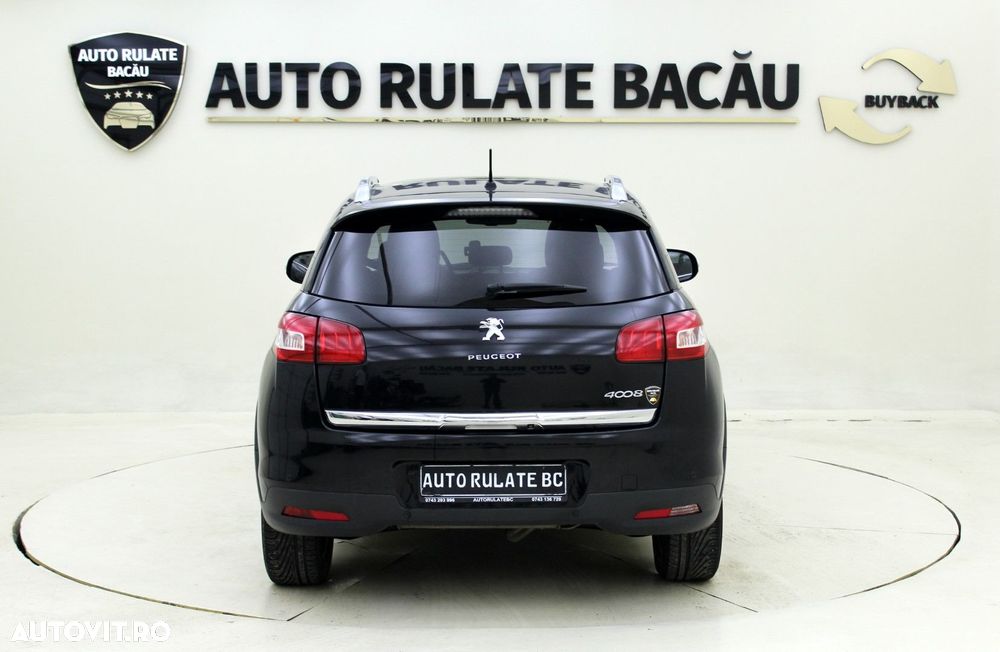 Peugeot 4008 - 11