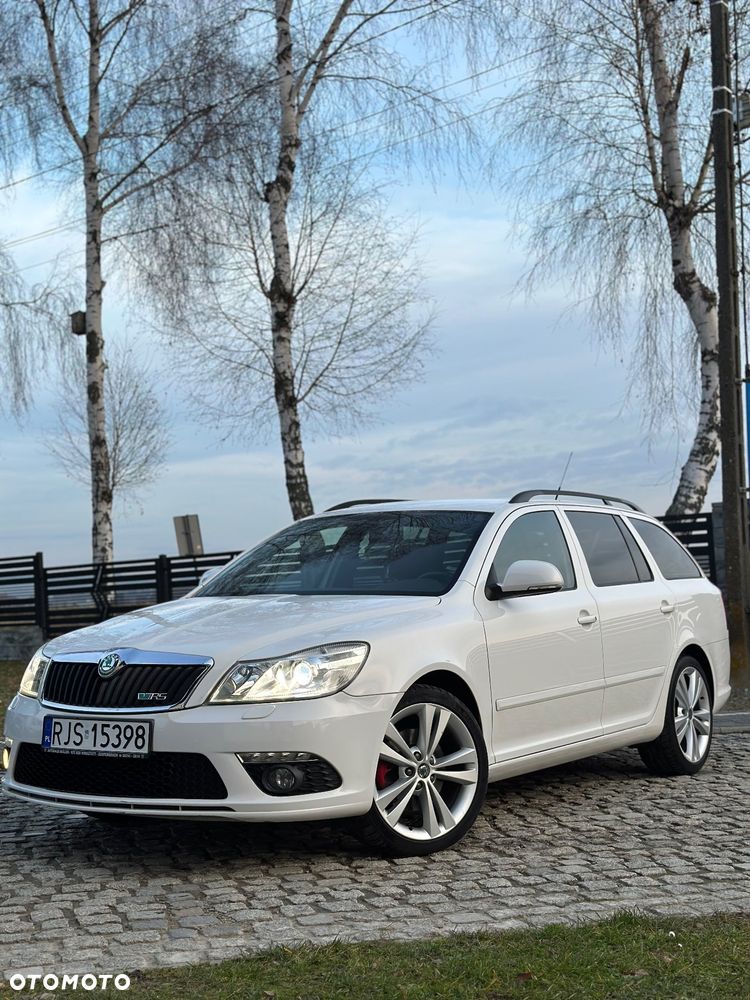 Skoda Octavia 2.0 TSI RS - 1