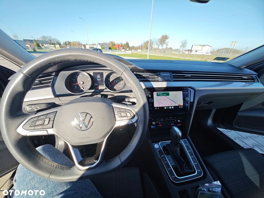 Volkswagen Passat - 21