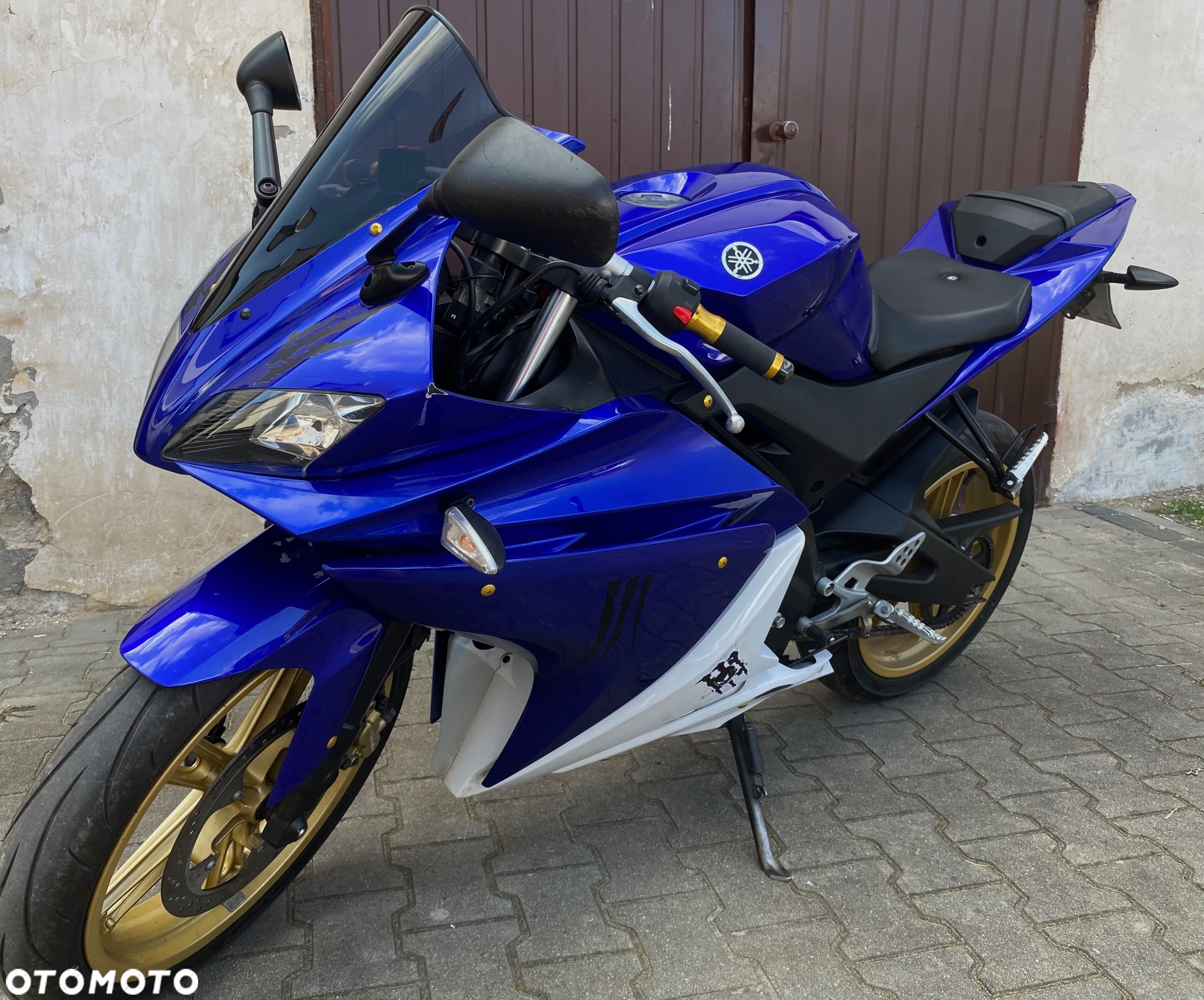 Yamaha YZF - 2