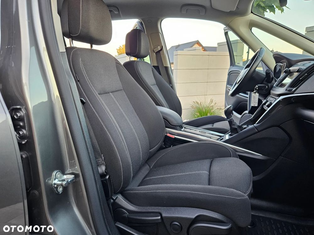 Opel Zafira 2.0 D (CDTI ecoFLEX) Start/Stop Business Innovation - 15