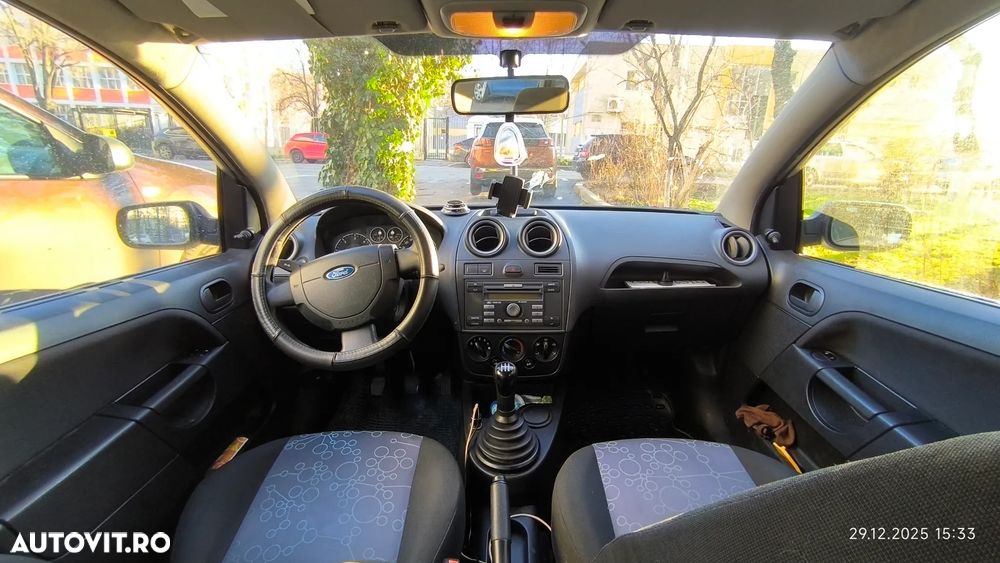 Ford Fiesta 1.4 TDCi Trend - 8