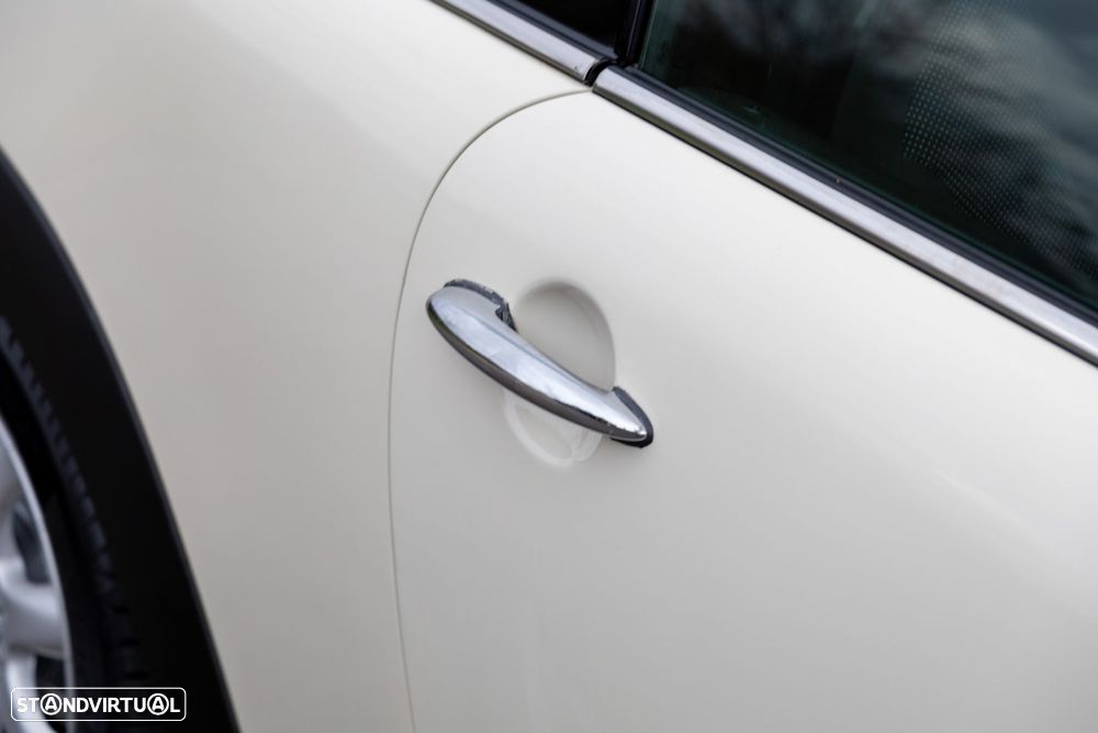 MINI 3 Portas One D - 20