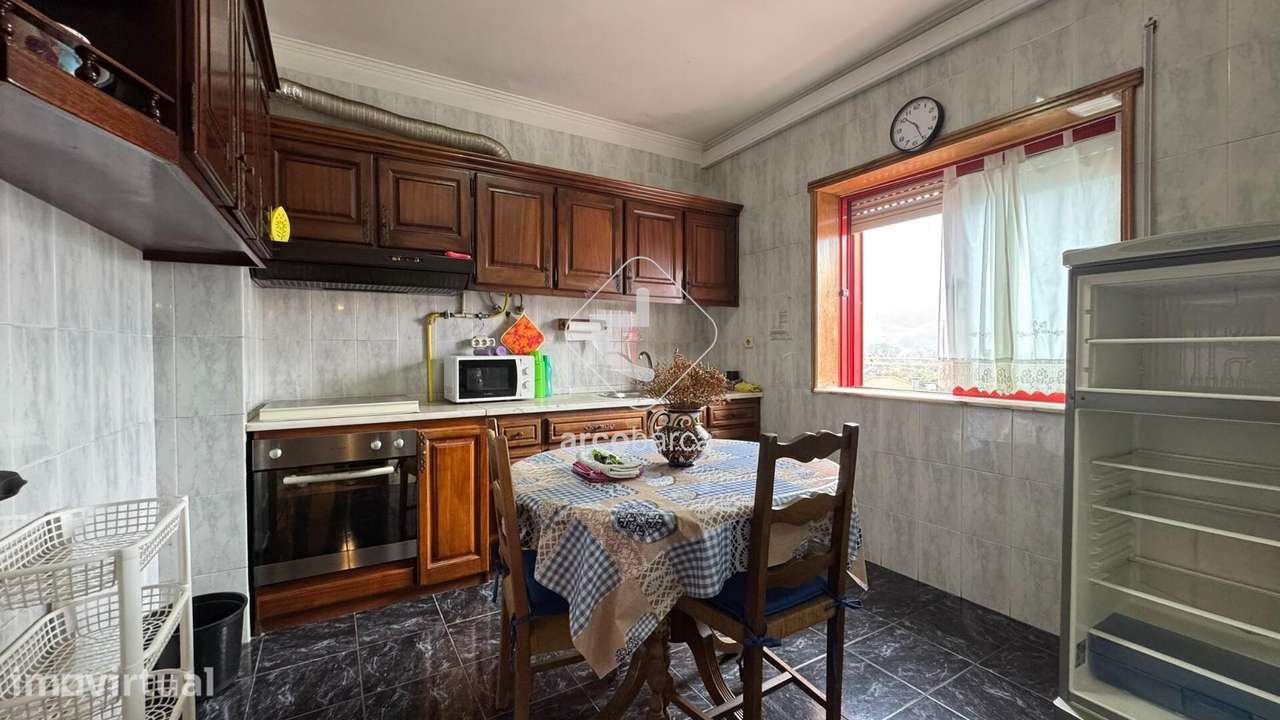 Apartamento T3 - Centro de Arcos de Valdevez - Grande imagem: 5/17