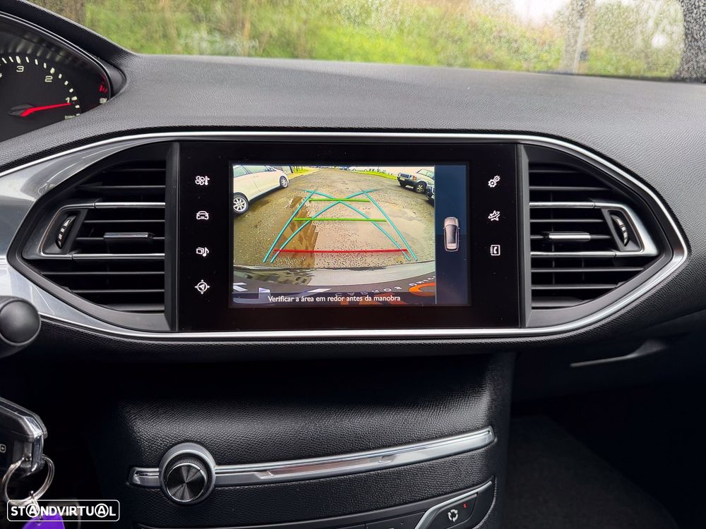 Peugeot 308 SW 1.6 BlueHDi Style - 4