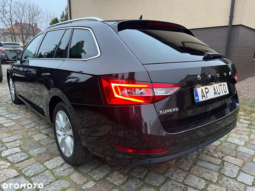 Skoda Superb 1.6 TDI DSG Ambition - 3