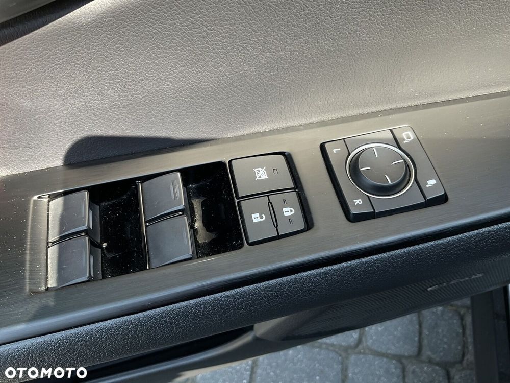 Lexus UX 200 F Sport 2WD - 29