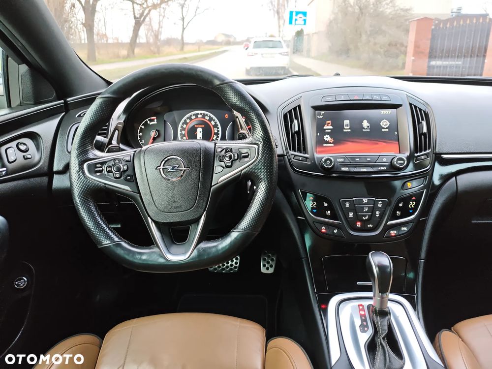 Opel Insignia 2.0 CDTI 4x4 Automatik Sport - 22