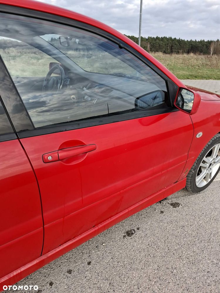 Mitsubishi Lancer 1.6 Intense - 10