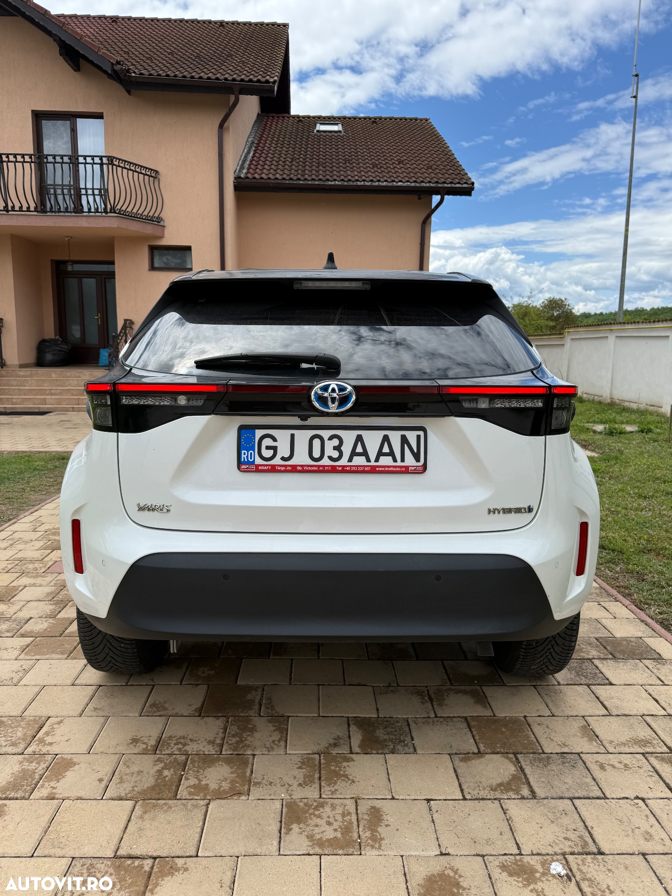 Toyota Yaris Cross 1.5 VVT-i HSD 4x2 Dynamic - 6