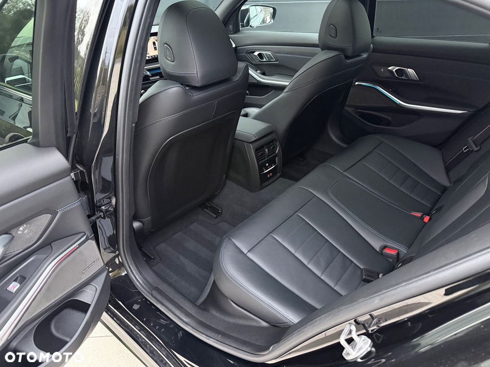 BMW Seria 3 320d xDrive mHEV M Sport sport - 19