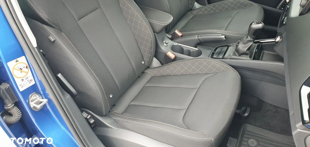 Skoda Kamiq 1.0 TSI Ambition DSG - 36