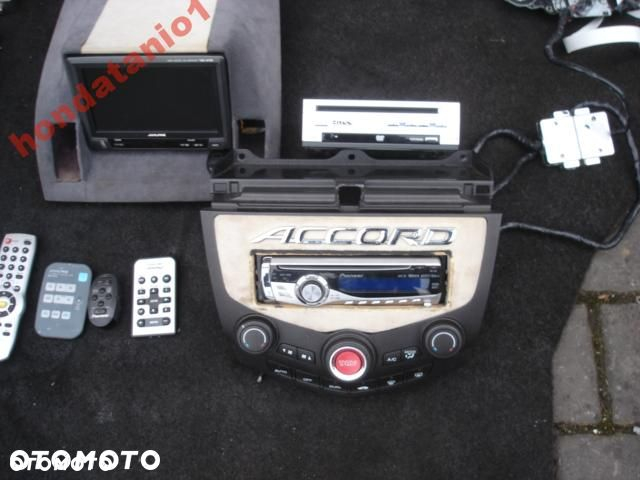 Honda ACCORD VII 2003 TAPICERKA ALPINE SKÓRA TV - 4